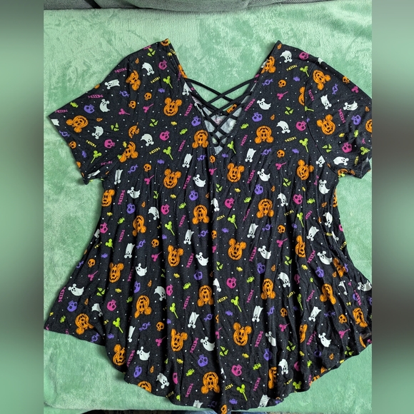 Cute Mouse and Candy Halloween Themed Black Top 1X - Picture 3 of 5